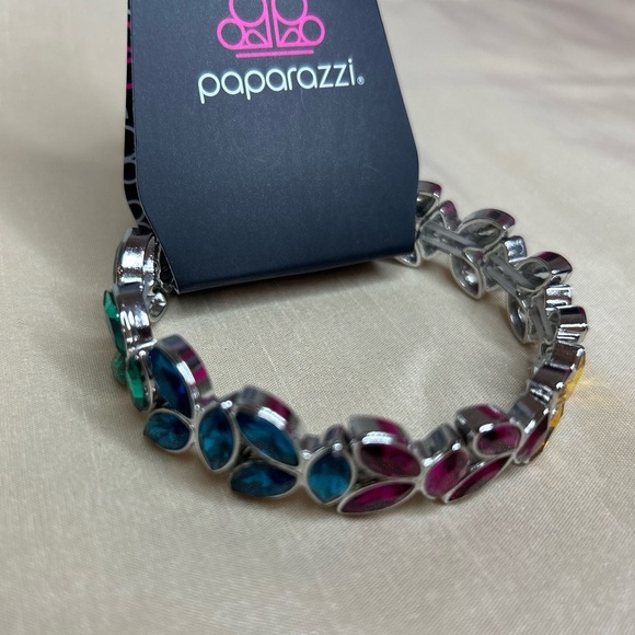 Gilded Gardens - Multi Stretchy Bracelet - Picture 4 of 4